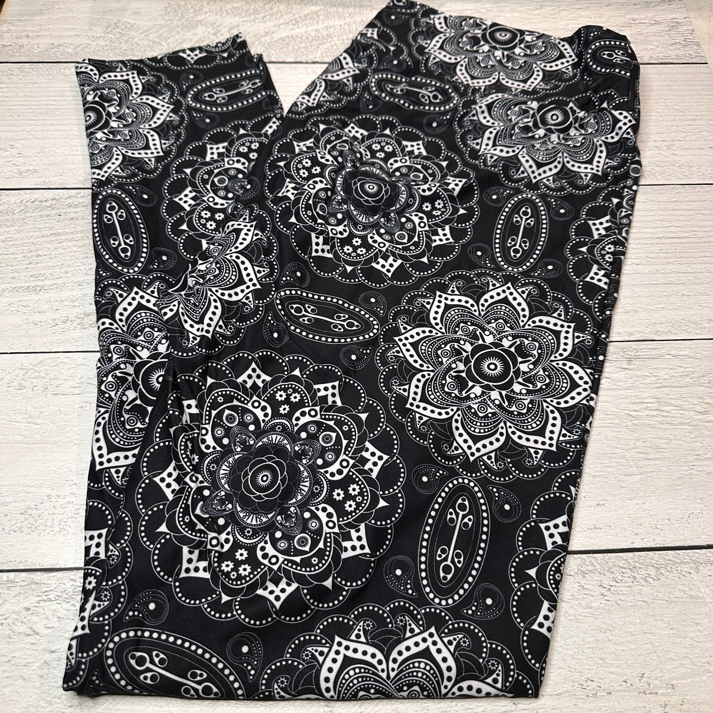 TC2 - Adult Leggings Bundle - 1