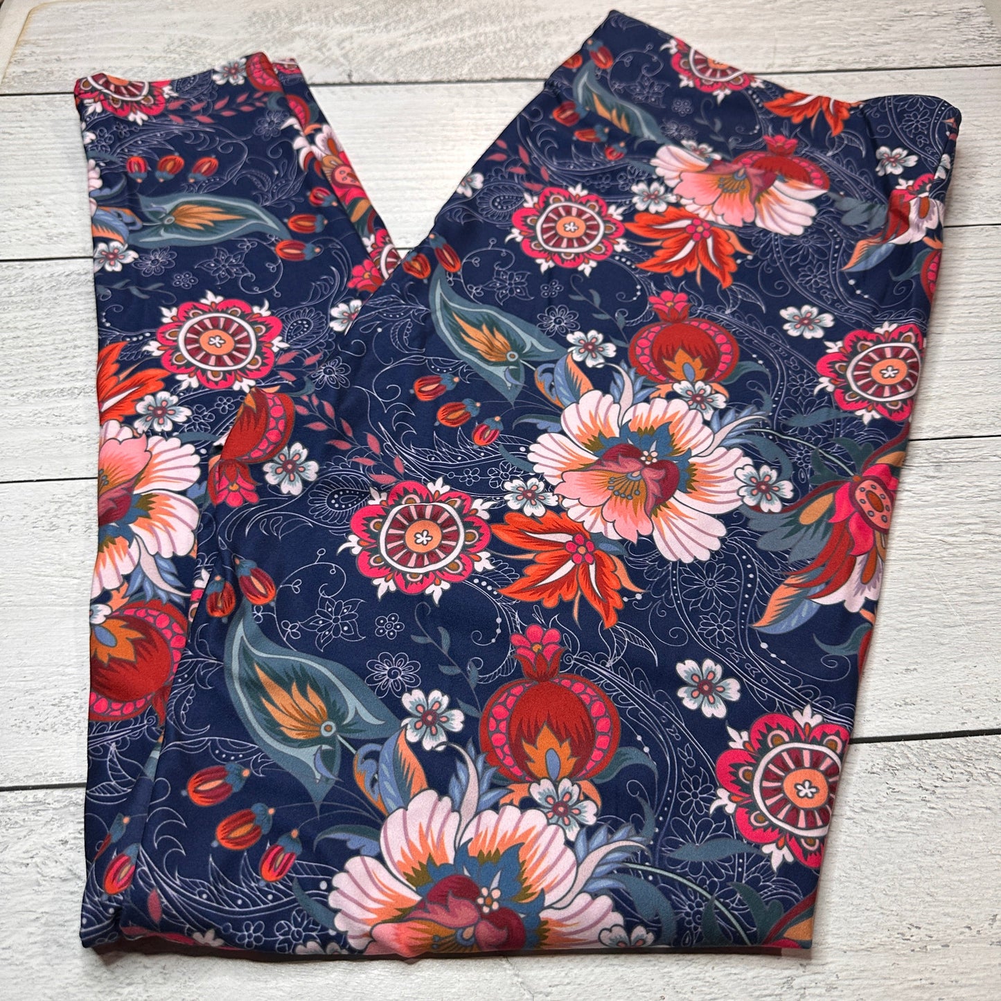 TC - Adult Leggings Bundle - 13