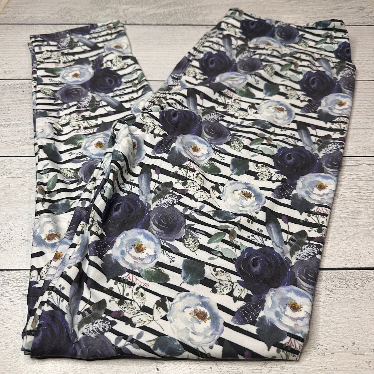 OS - Adult Leggings Bundle - 11