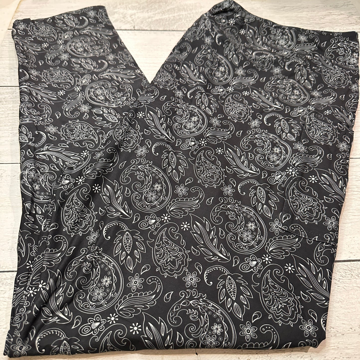 TC3 - Adult Leggings with Pockets Bundle - 11